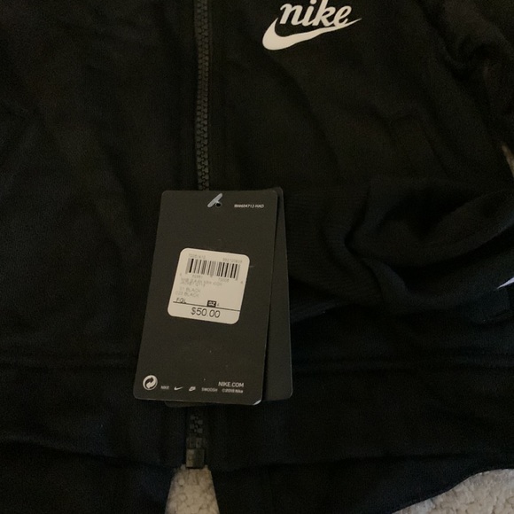 Nike girls set - Picture 3 of 9